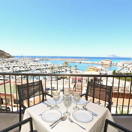 Edificio Torre De Apartman