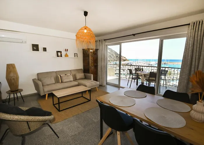 Edificio Torre De Apartment